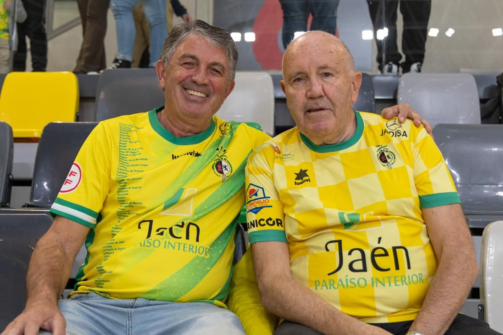 La goleada del Jaén Paraíso Interior FS ante el Viña Albali Valdepeñas, en imágenes