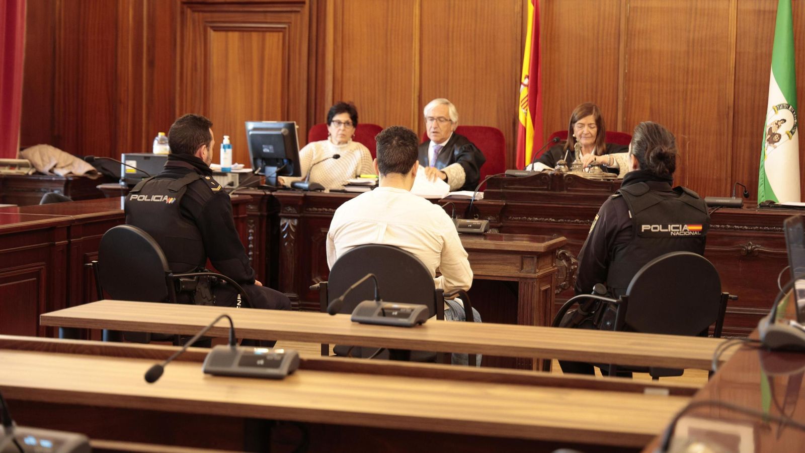 El asesino de Rafael Enrique, el primer día del juicio en la Audiencia.