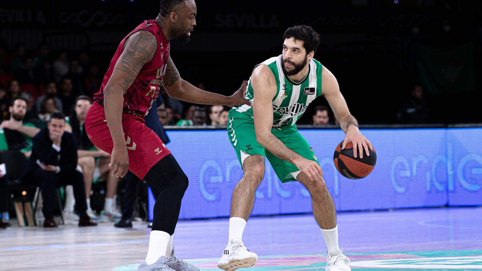 Pozas. ante Anderson.