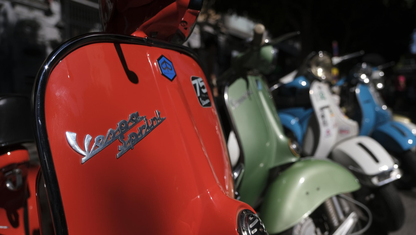 Exposición de Motos Antiguas de la Feria de Almería, en imágenes