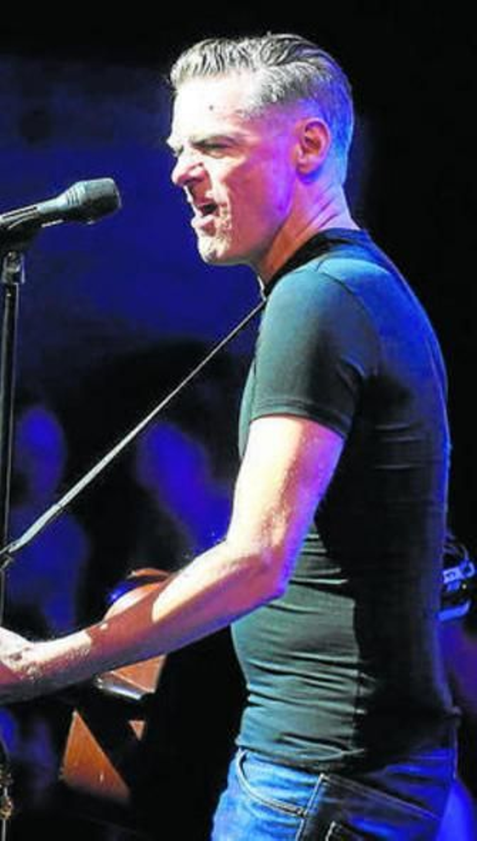 Angus Young, durante la anterior visita de AC/DC a Sevilla, en junio de 2010.