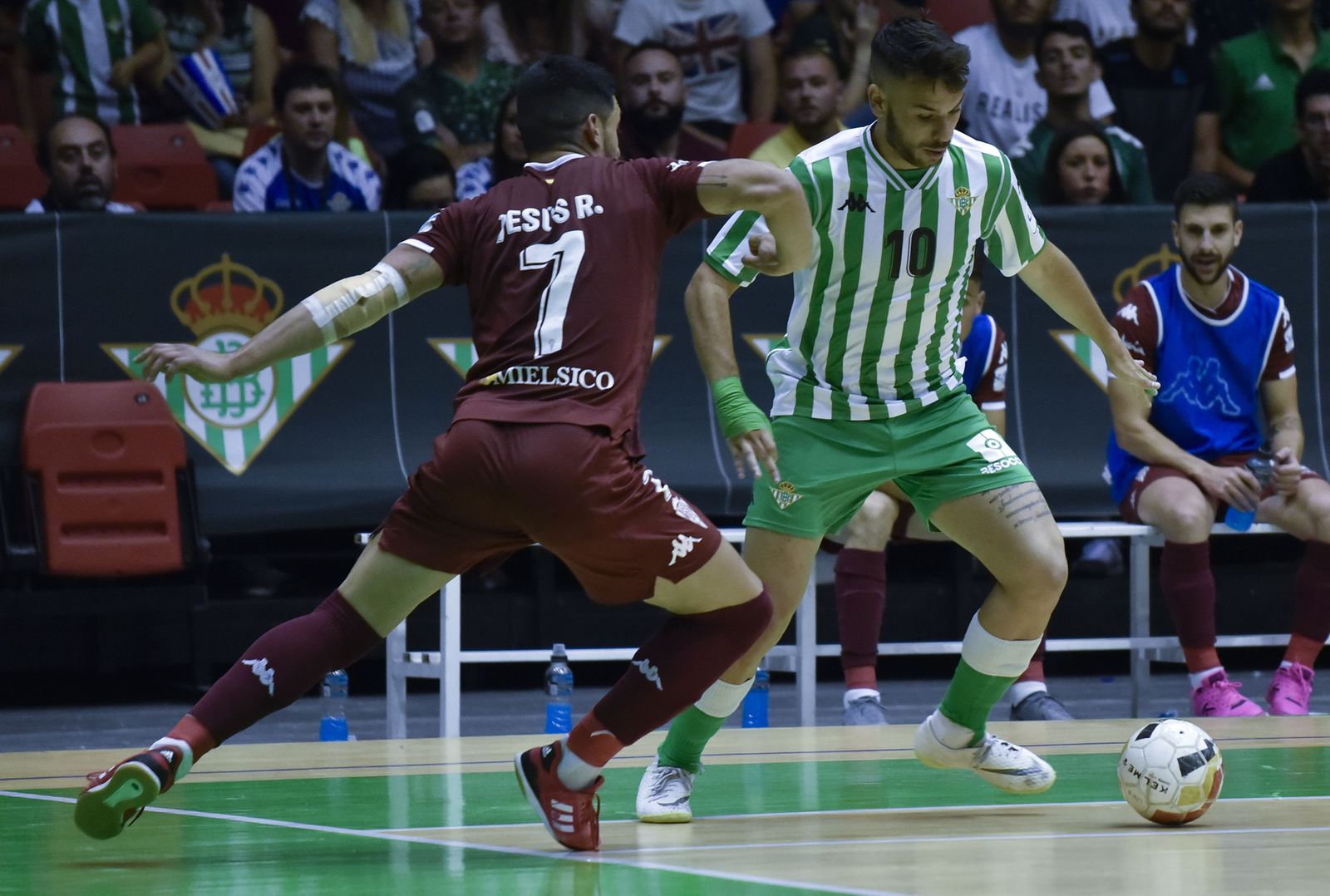 Las fotos del tercer partido del 'play off' entre el Betis Futsal y el Córdoba CF Futsal