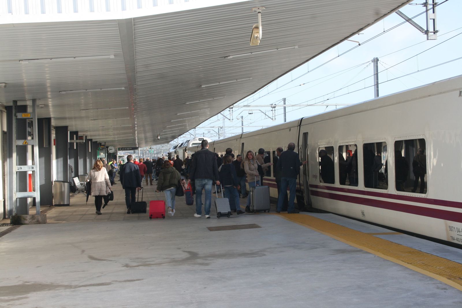 Llegada a Linares del tren Granada-Madrid