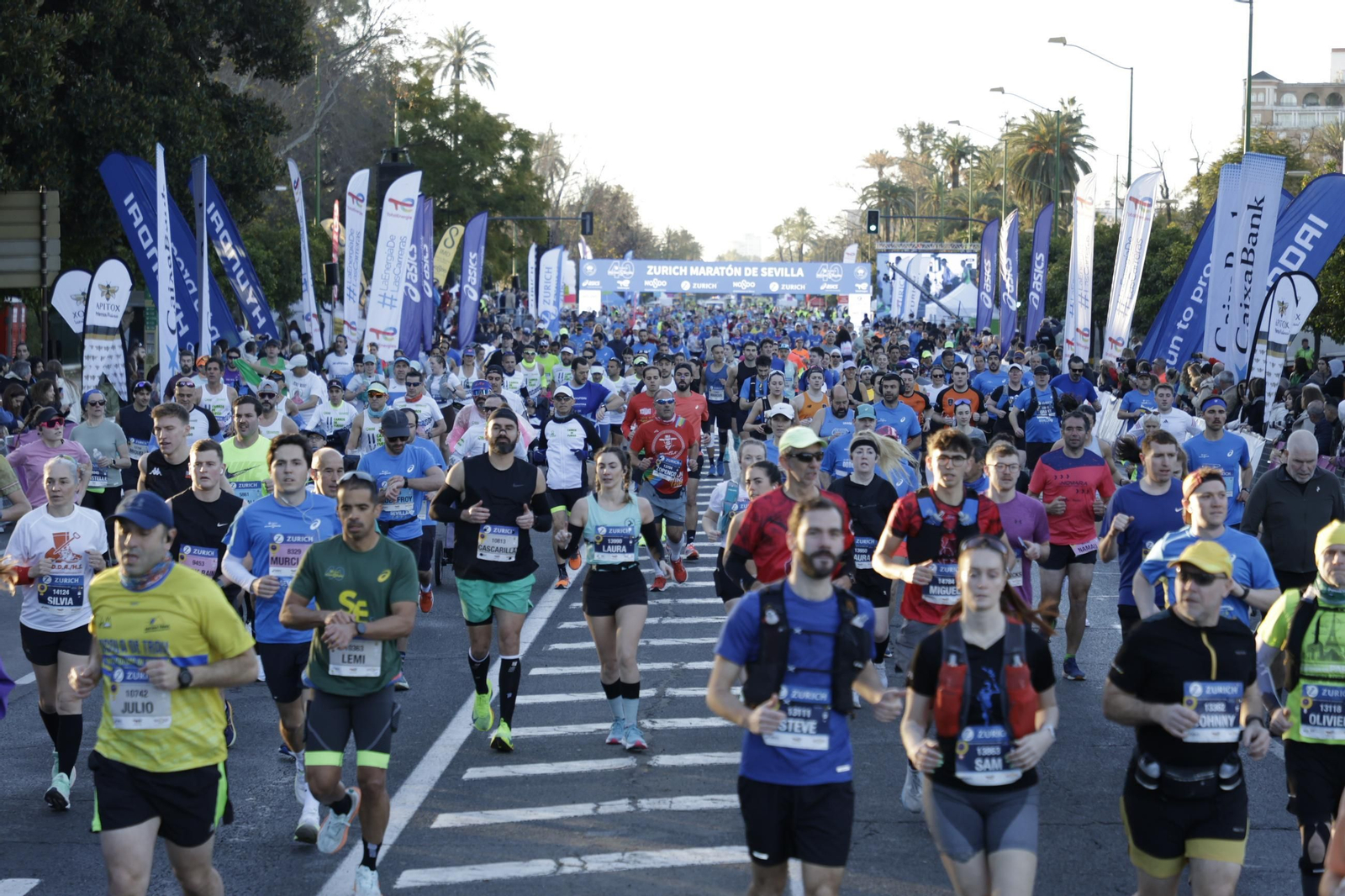 Búscate en el Zurich Maratón de Sevilla 2025