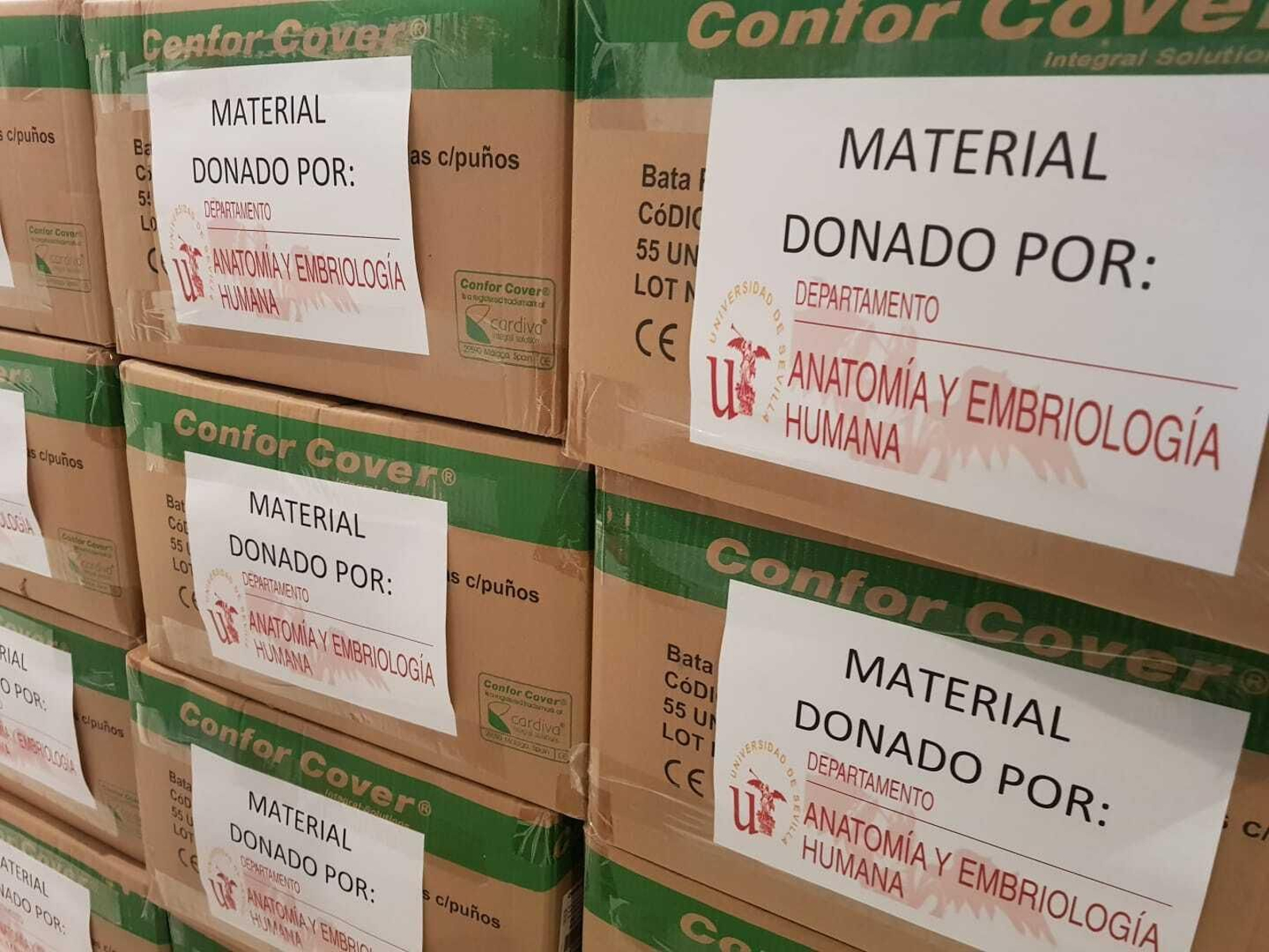 Material sanitario donado por la Universidad de Sevilla