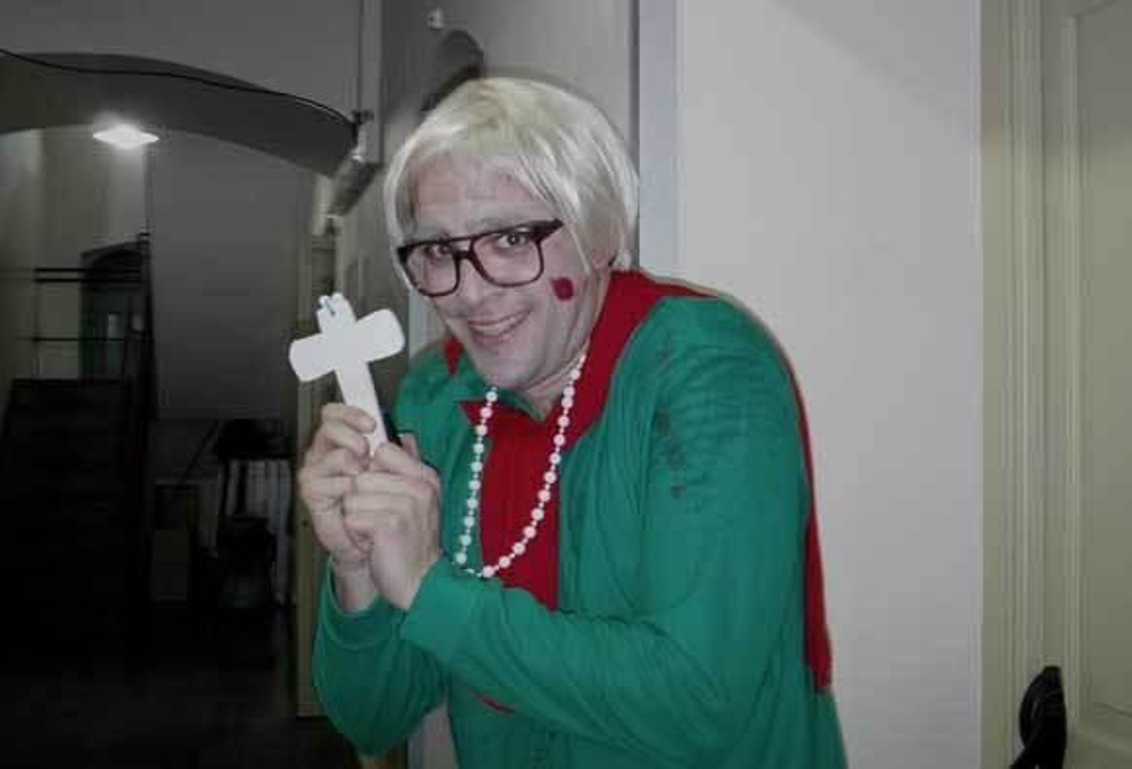 Una noche de lleno en el Falla con gratas sorpresas y gran ambiente