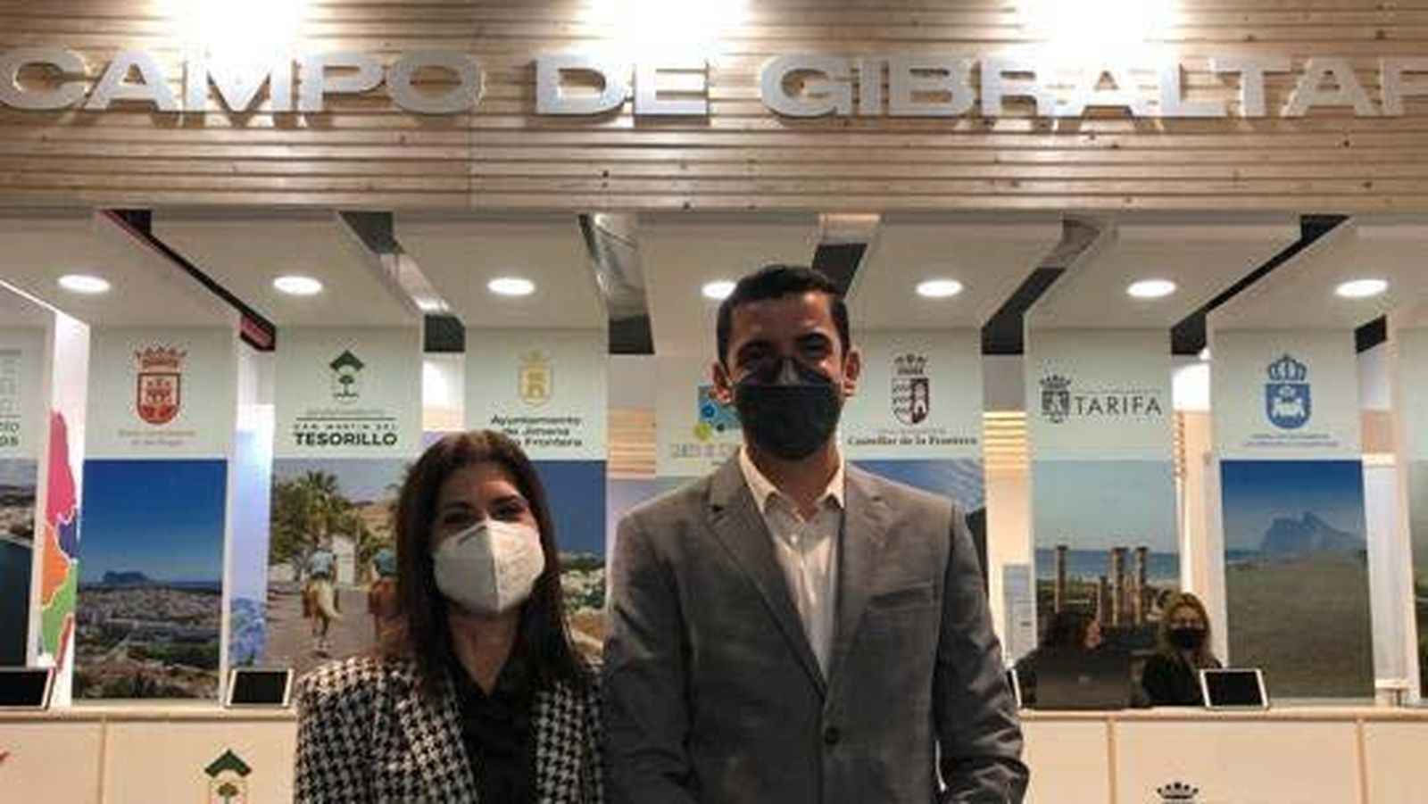 Los concejales Teresa Mena y Sergio Calvente.