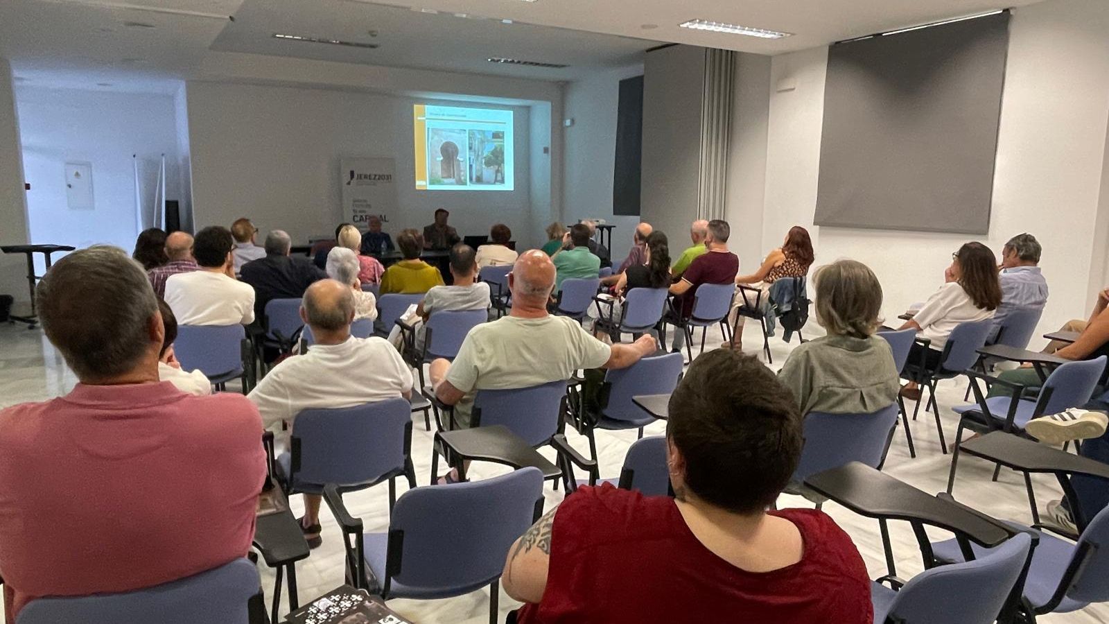 Público asistente al simposio.