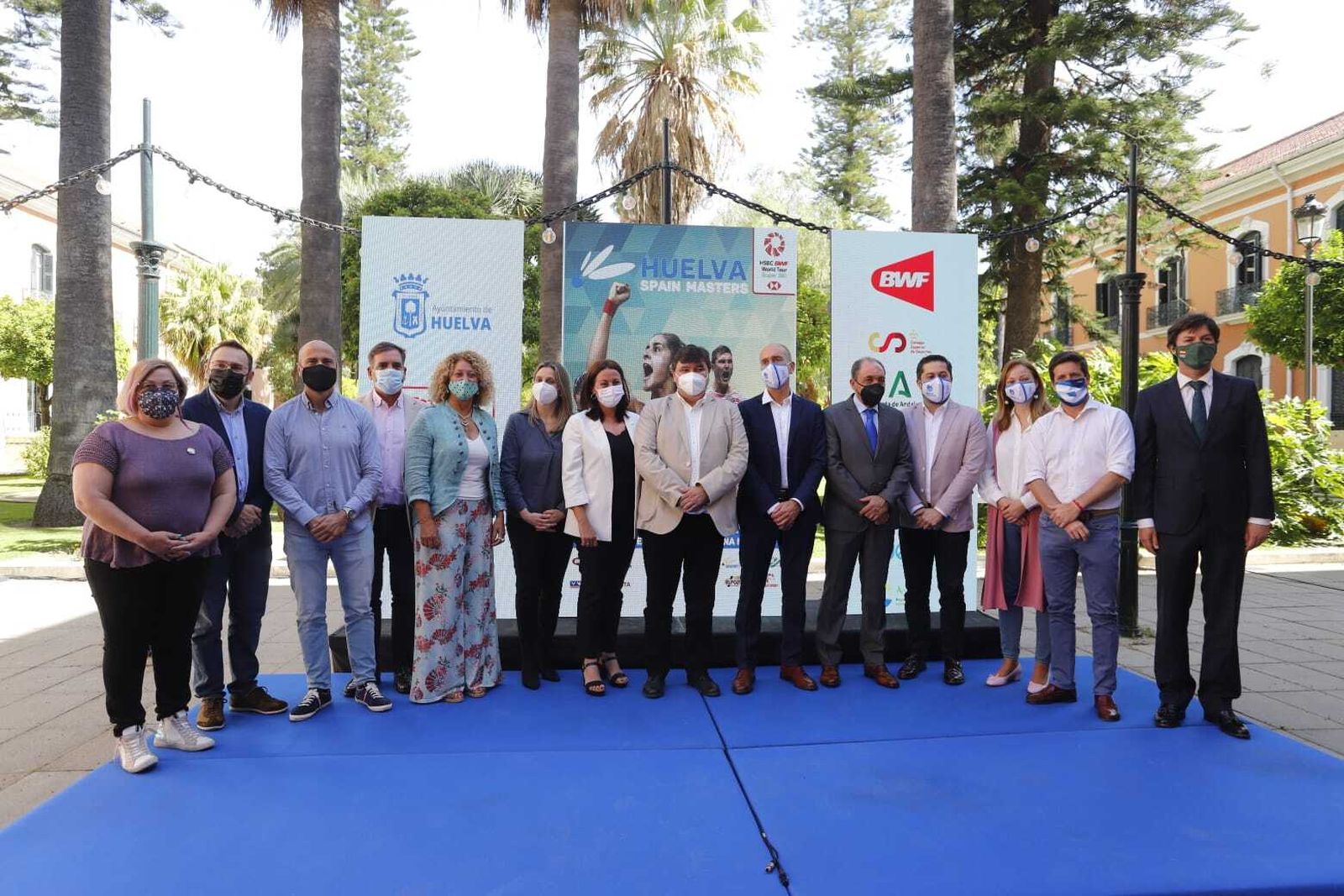 Autoridades y organizadores, durante la presentación en la Casa Colón.