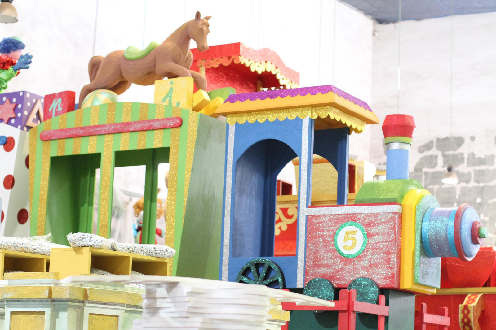 Preparativos de la Cabalgata de Reyes Magos.