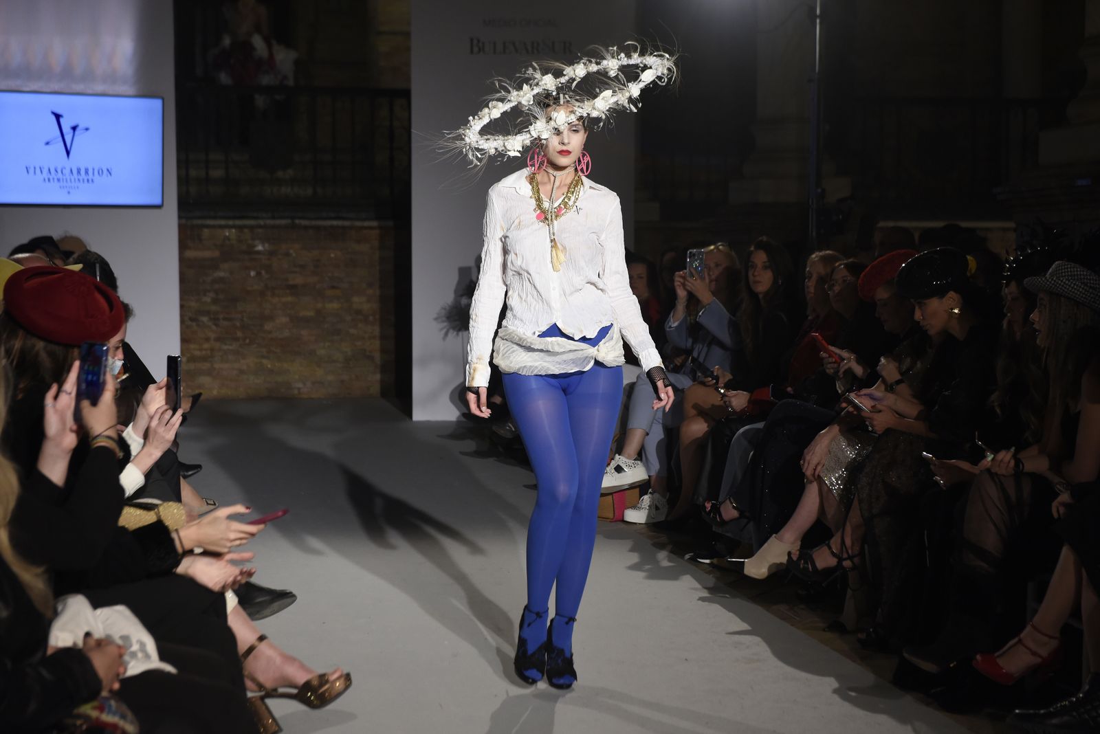 El desfile de Vivascarrión en la pasarela de novia e invitada SIQ 2022, todas las fotos