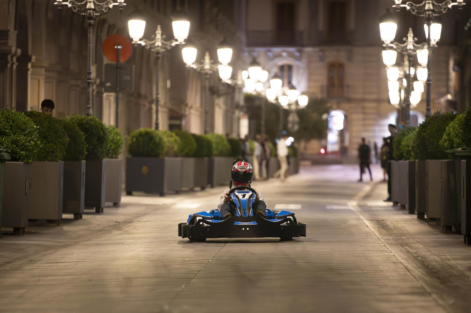 Así se probó el circuito urbano de karts de Granada, en imágenes