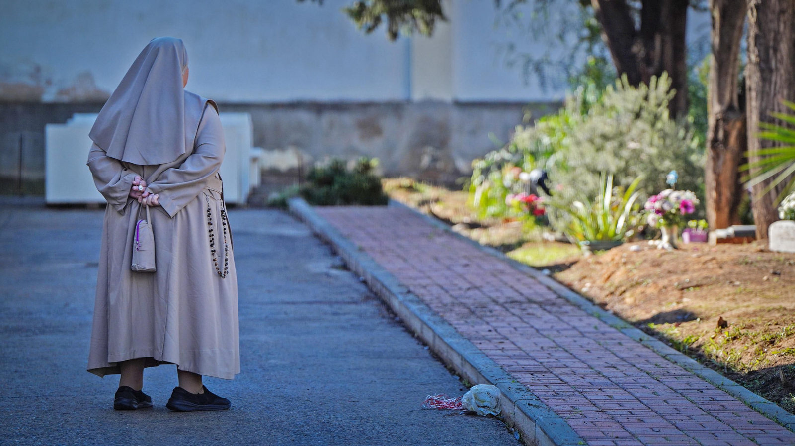Día de todos los Santos en el cementerio de Jerez