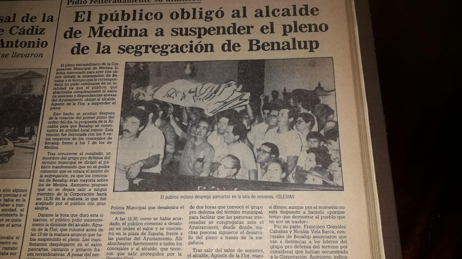 Primera página del 'Diario de Cádiz' del 23 de agosto de 1985 informando de los altercados del día enterior en el pleno del Ayuntamiento de Medina Sidonia.