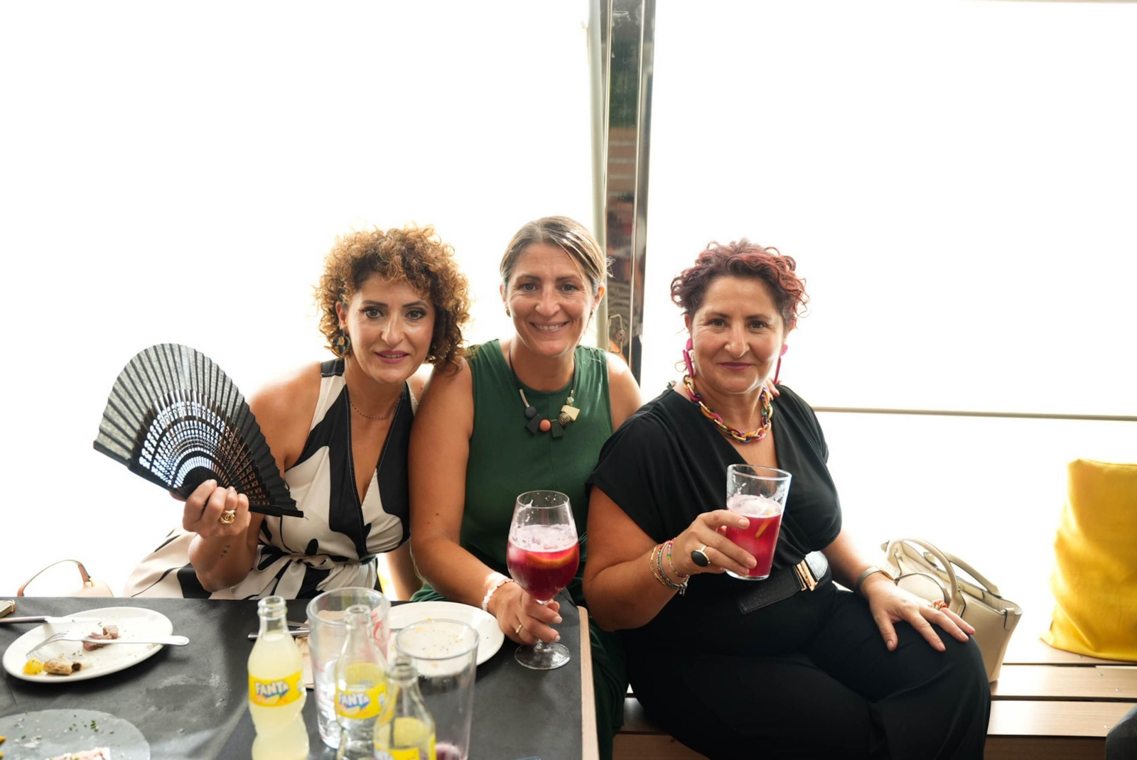 Los almerienses disfrutan del martes en la Feria del Mediodía