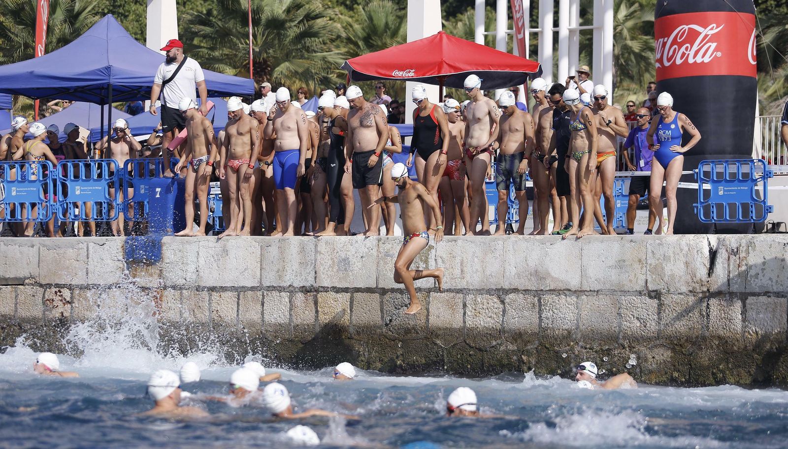 Fotos de la 60ª Travesía a Nado del Puerto de Málaga