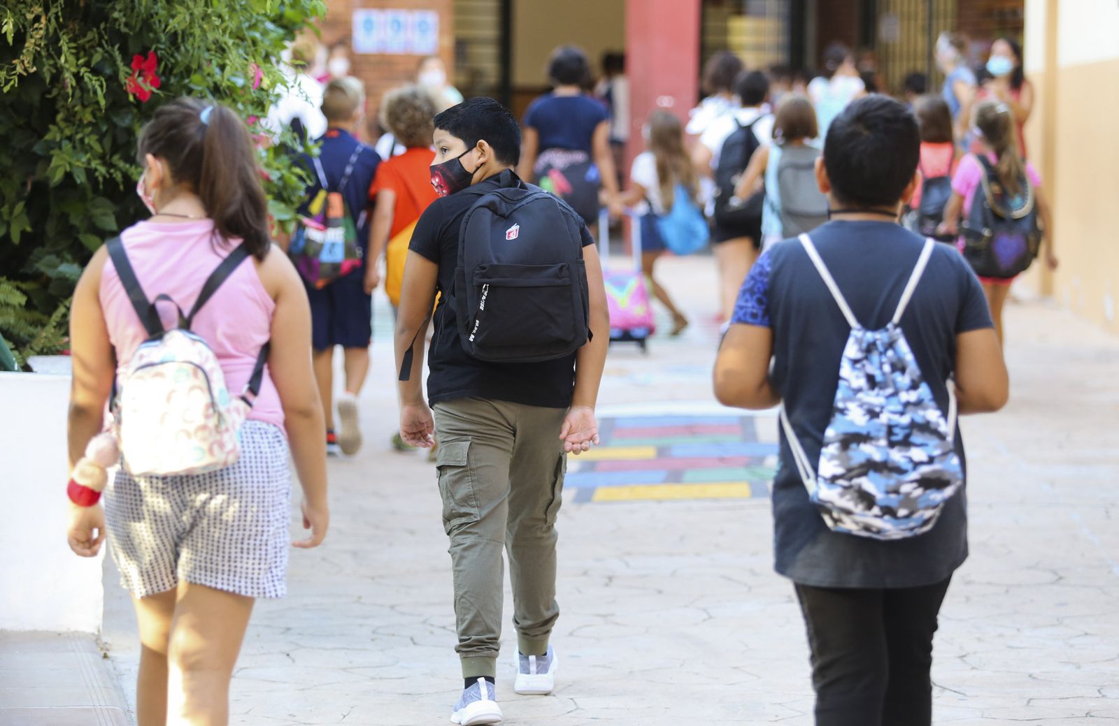 Vuelta al cole en Málaga: Fotos de un día de nervios y mascarillas