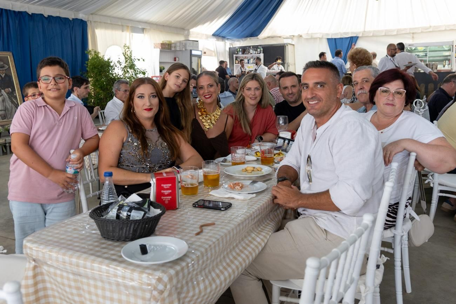 Música, risas y buen ambiente en la Feria de Andújar en su jornada de día