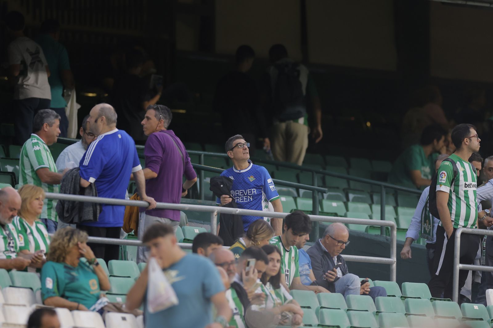 Búscate en las fotos de Betis-Getafe