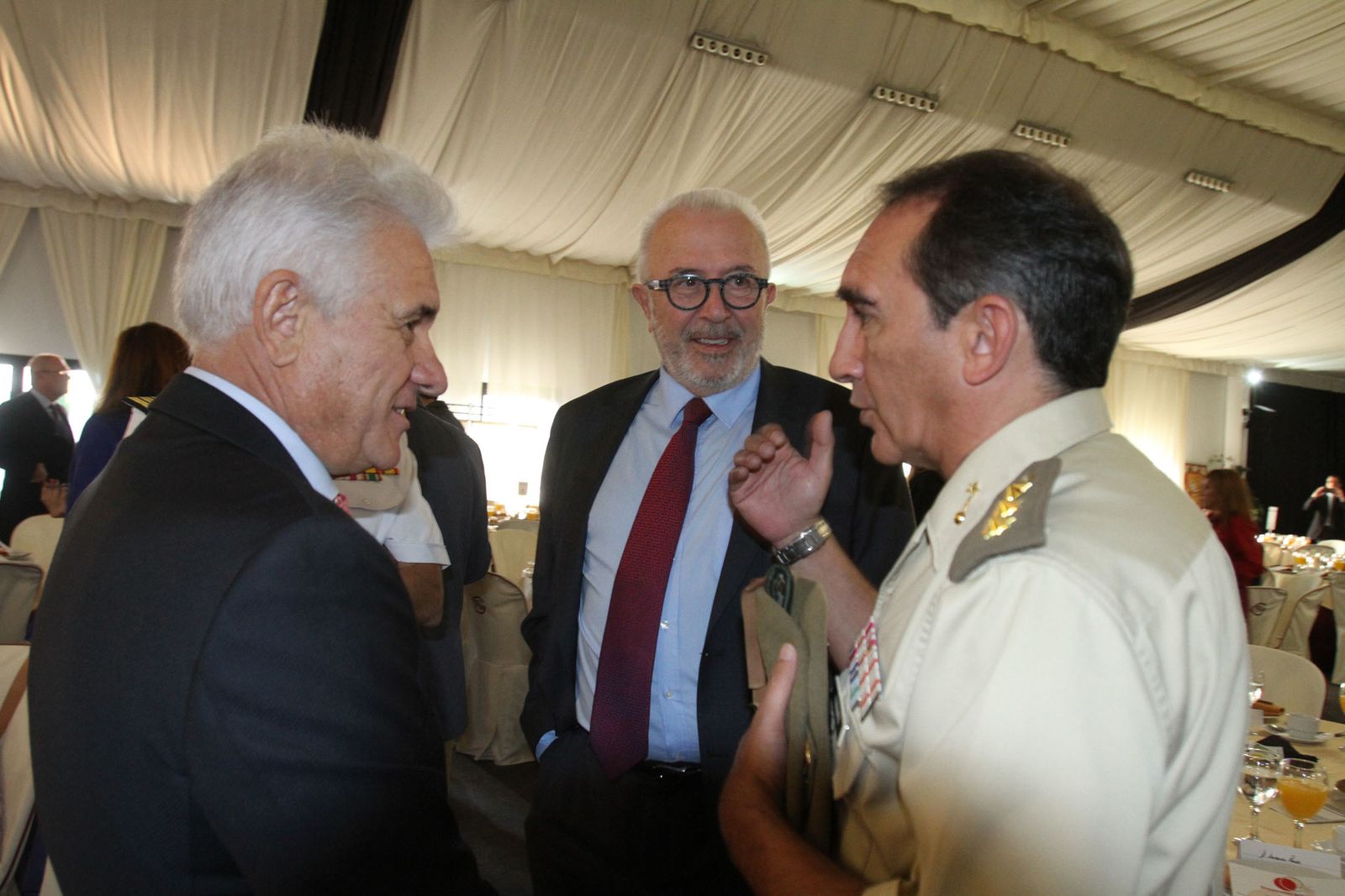 Imágenes del Desayuno Informativo del Grupo Joly con Javier Targhetta