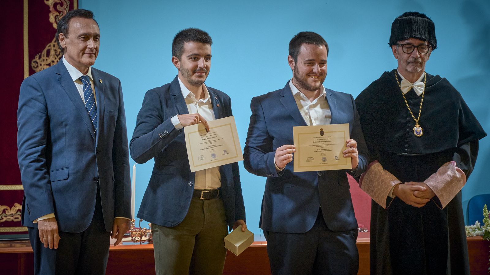 Entrega de premio extraordinarios de la UCA