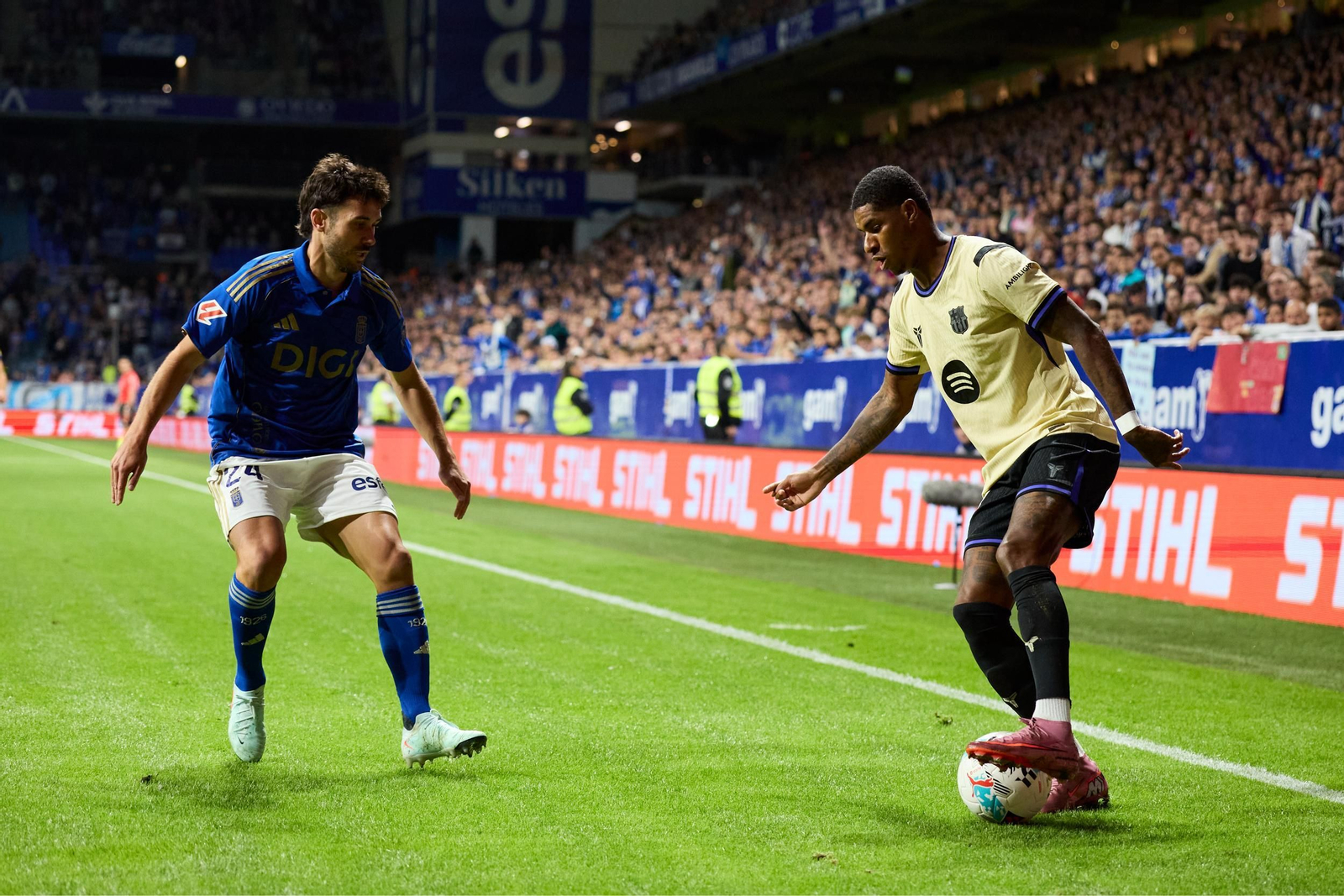 Las fotos del Oviedo-Barcelona