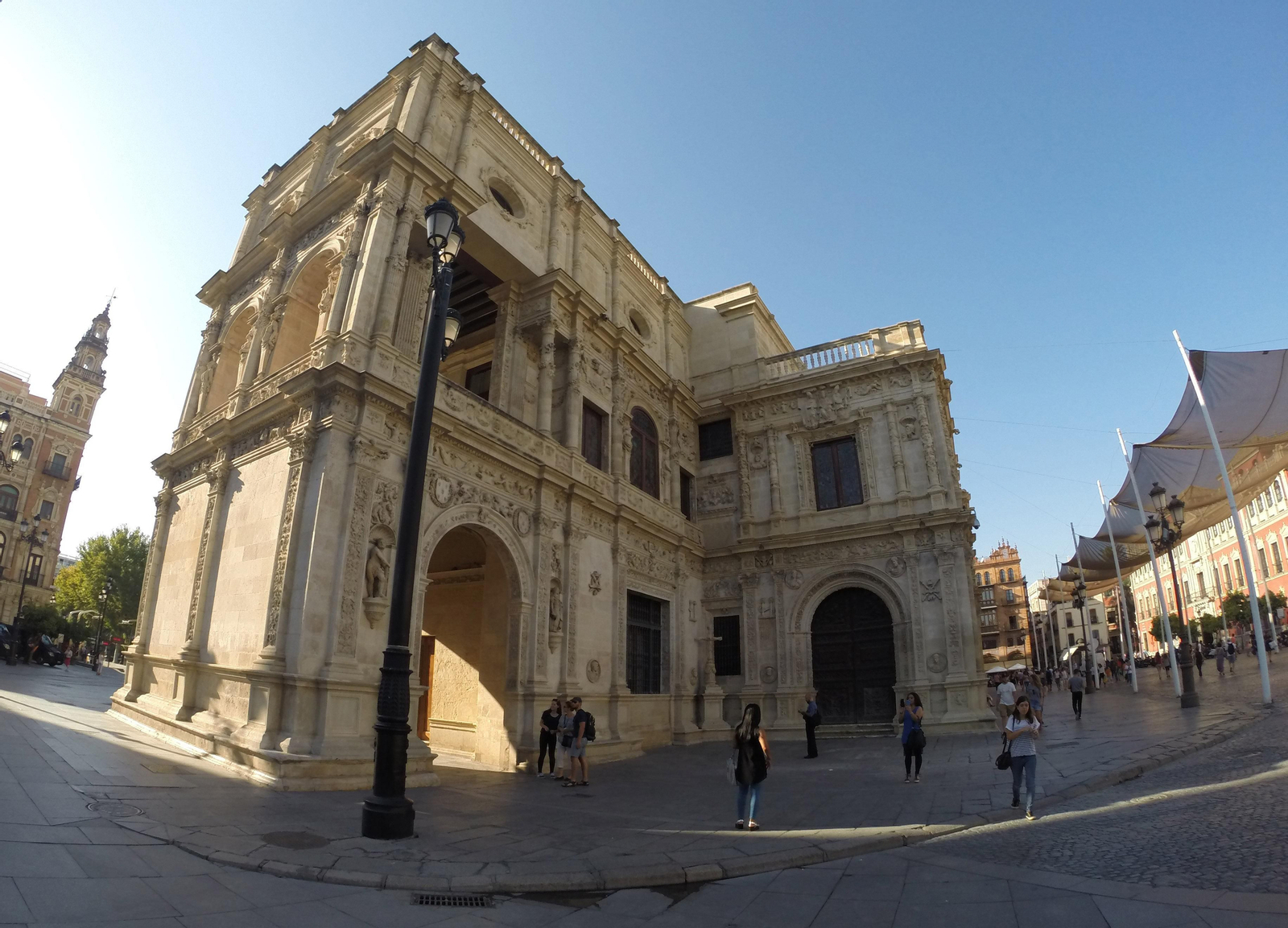 Fachada trasera de la Casa Consistorial sevillana.
