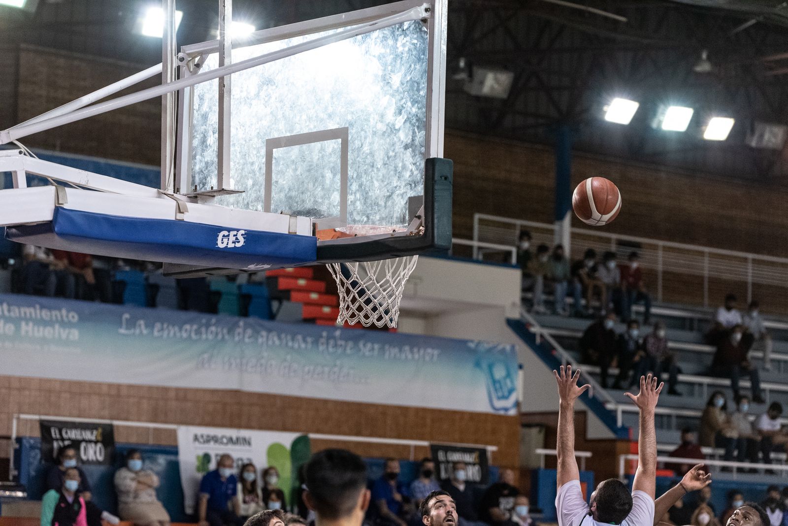 Baloncesto: Imágenes del Huelva Comercio - Extremadura