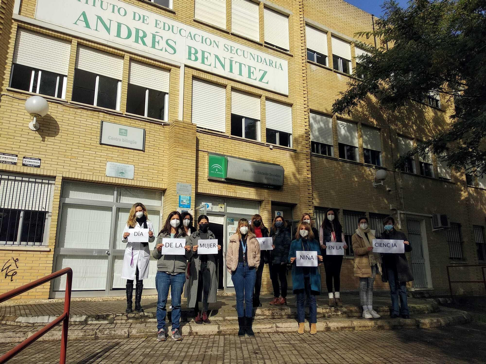 Profesoras del Área de Ciencias del Andrés Benítez.