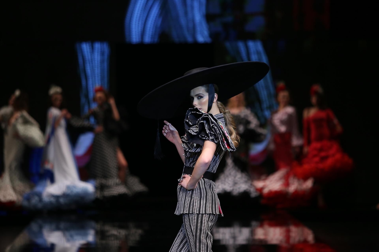 Antonio Gutiérrez en SIMOF 2019, fotos del desfile