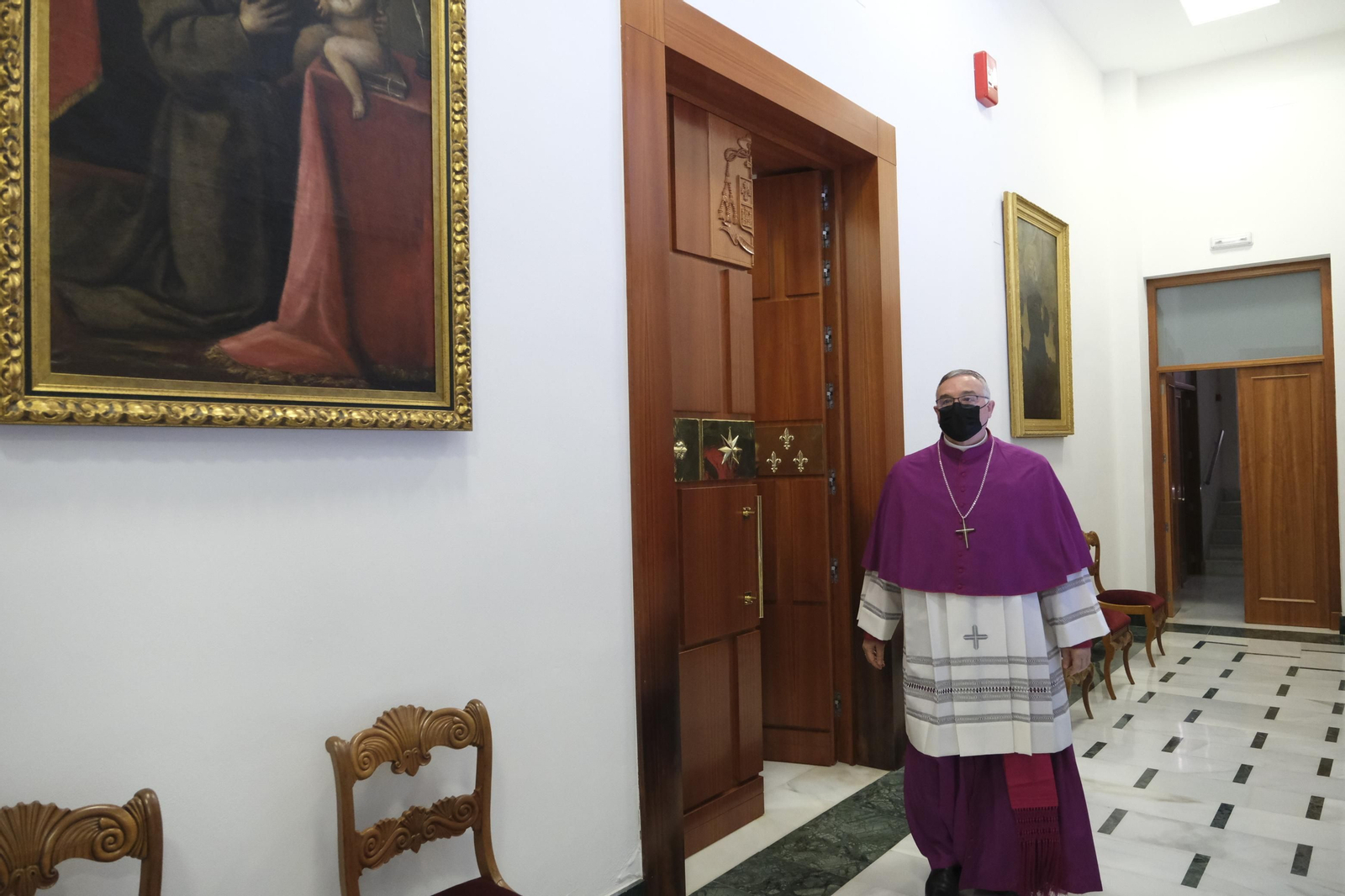 Fotogalería toma posesión nuevo Obispo Coadjutor de Almería, Antonio Gómez Cantero.