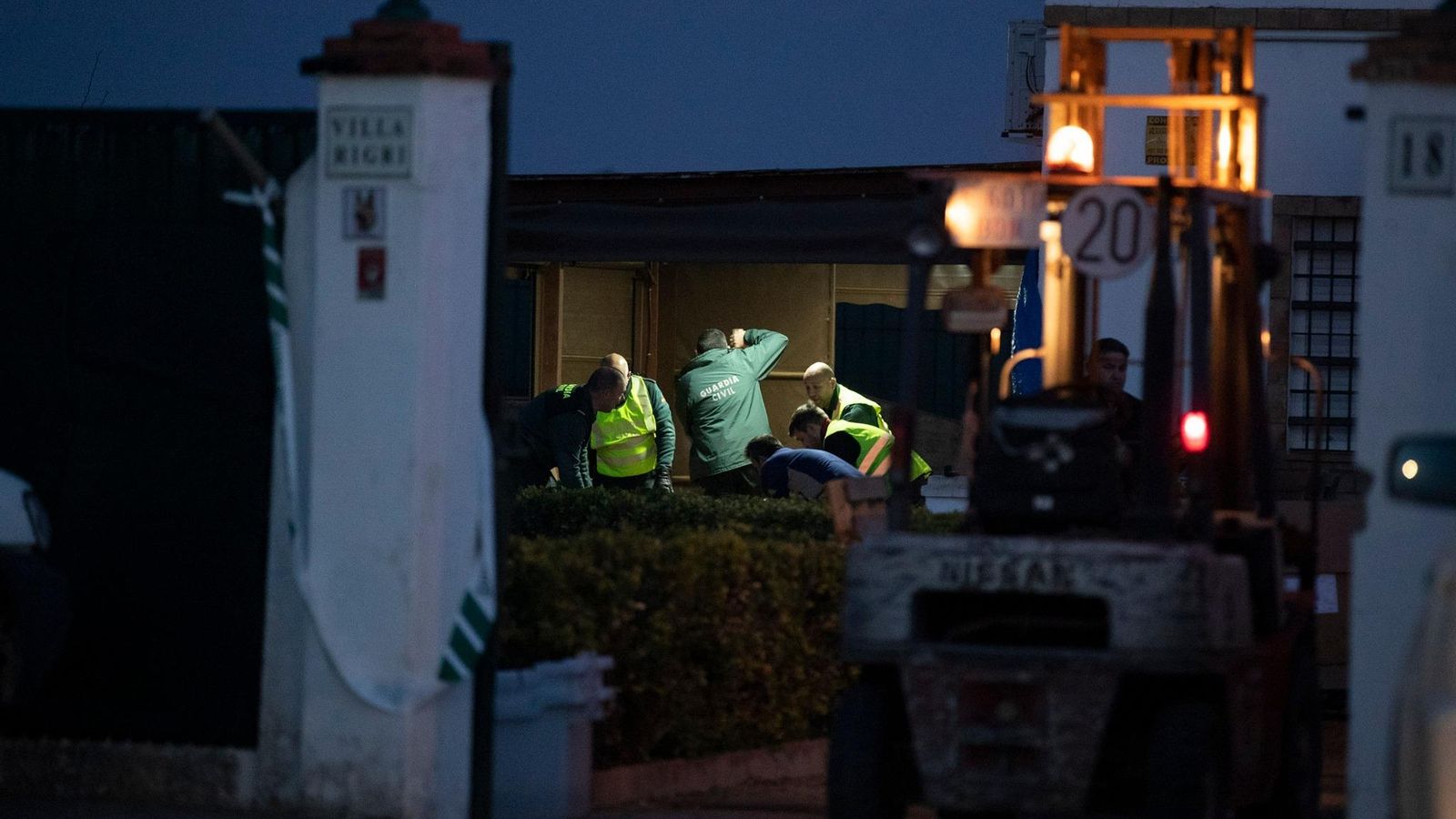 La Guardia Civil, en la vivienda de Aznalcázar