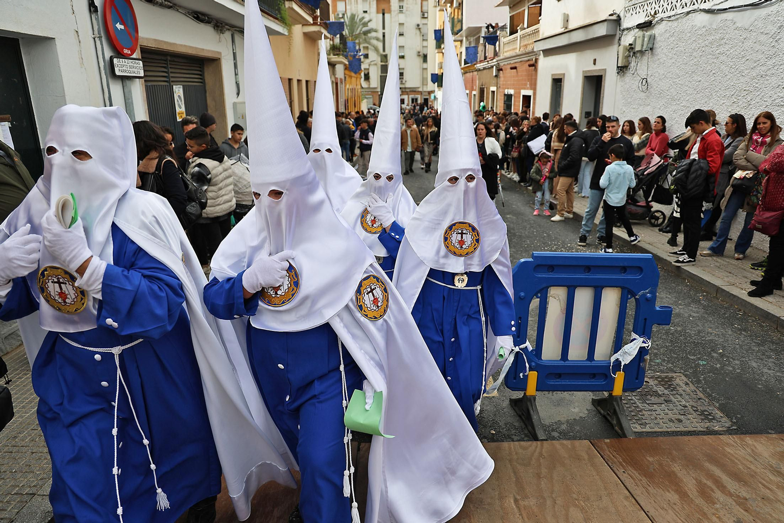 Las mejores imágenes del Martes Santo en Huelva: La Hermandad de La Lanzada