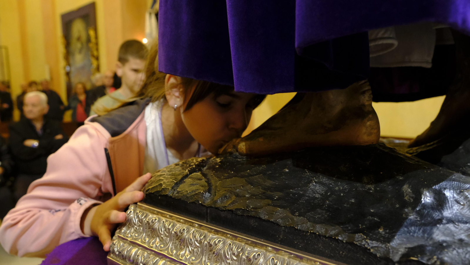 Imágenes del Besapiés de Jesús Cautivo de Medinaceli, en la Catedral de Almería