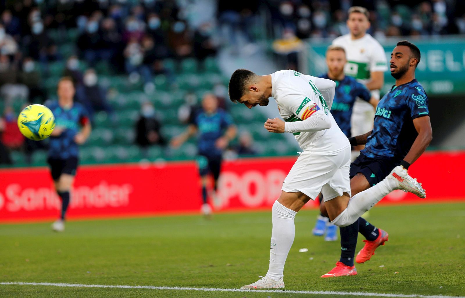 Las imágenes del Elche - Cádiz