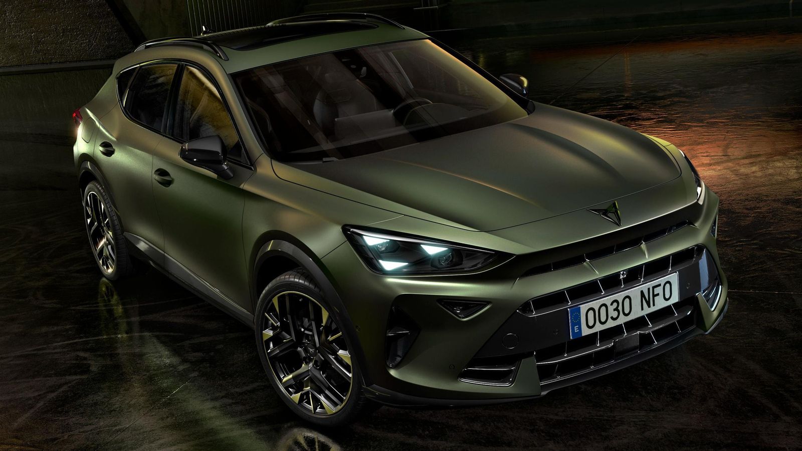 El Verde Sulphur se convierte en el color característico de estos Tribe Edition y que alcanza incluso a las llantas.