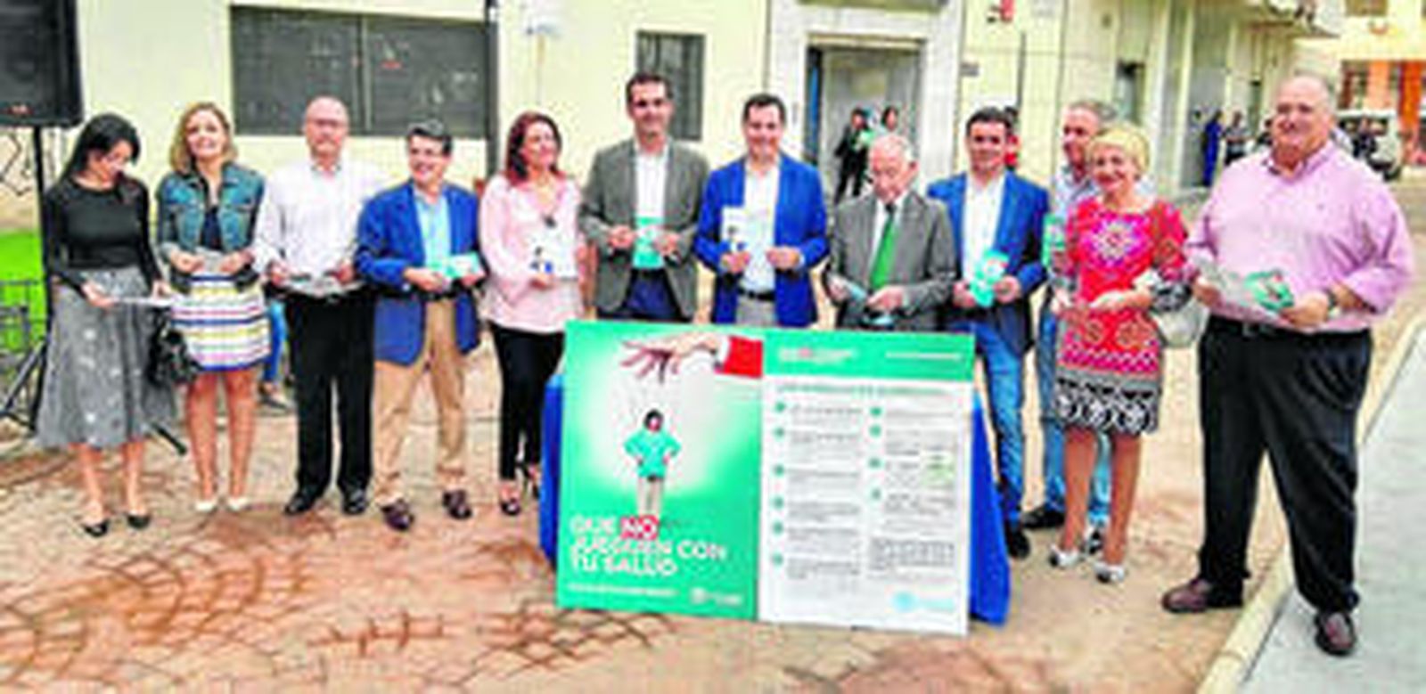 El líder del PP de Andalucía, Juanma Moreno, durante la presentación de la campaña #PorUnaSanidad10 en la capital.