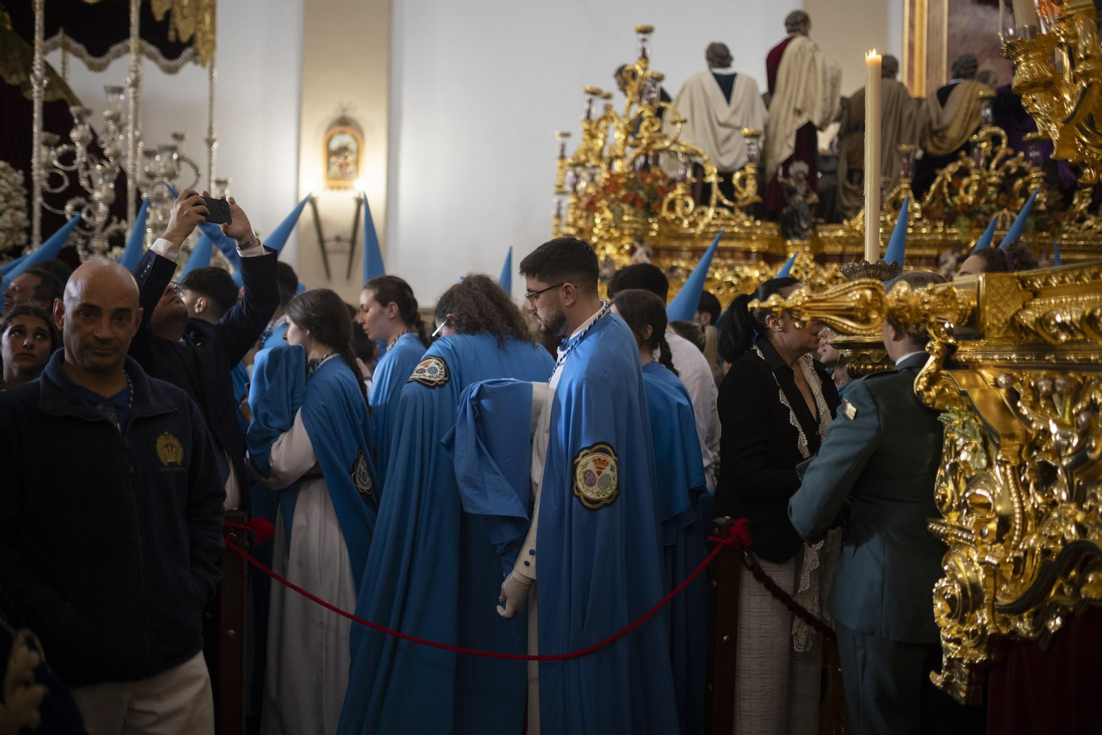 Las mejores imágenes del Miércoles Santo en Huelva: Hermandad de la Victoria