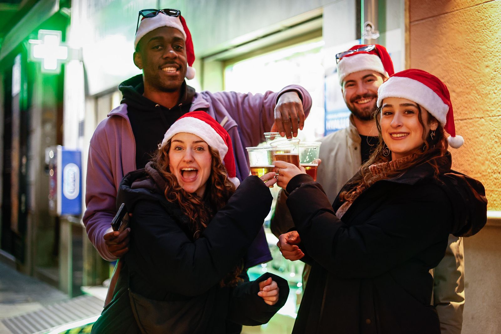Granada calienta motores para Fin de Año con su tardeo