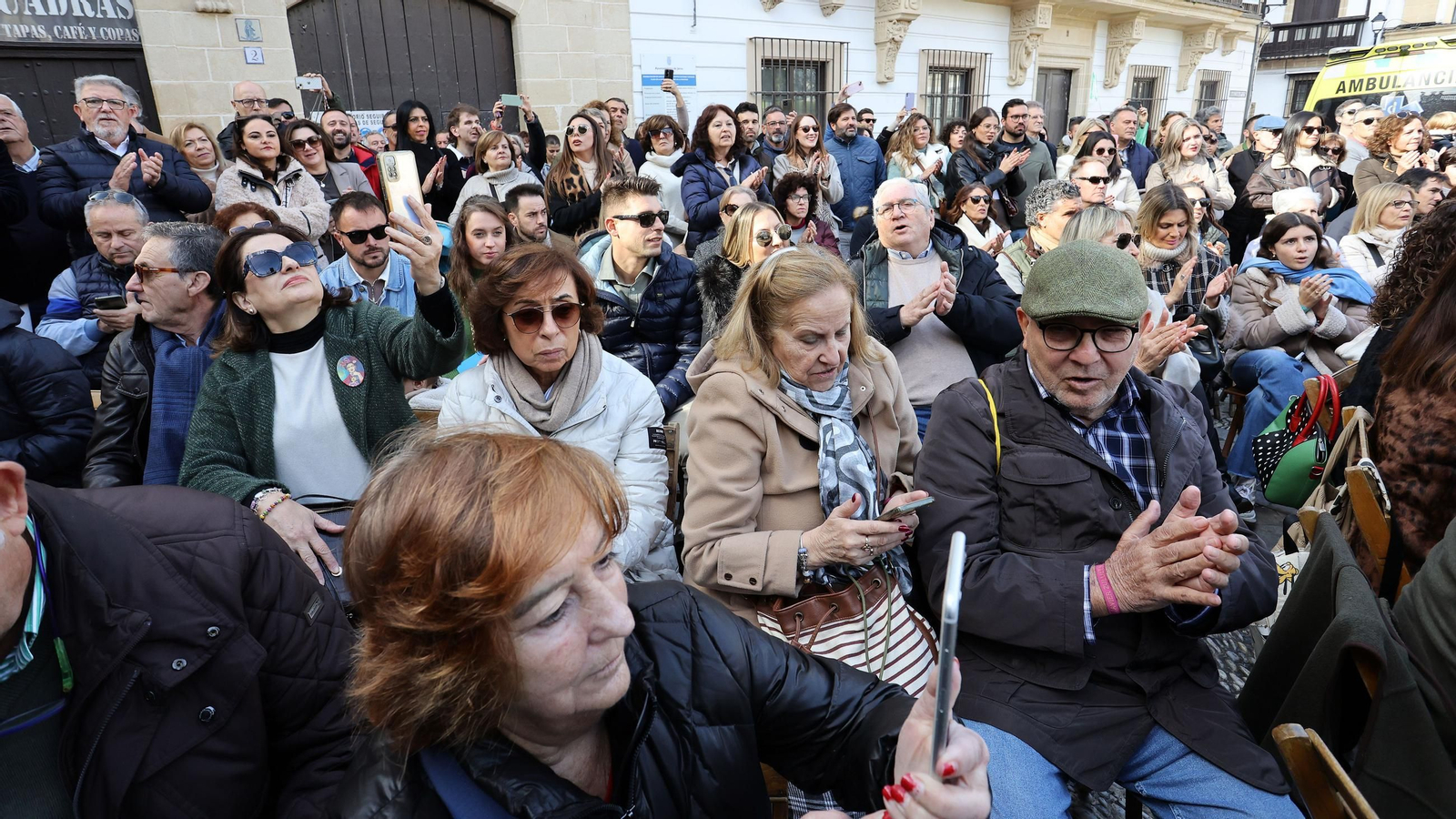 Imágenes de la zambomba BIC en Jerez