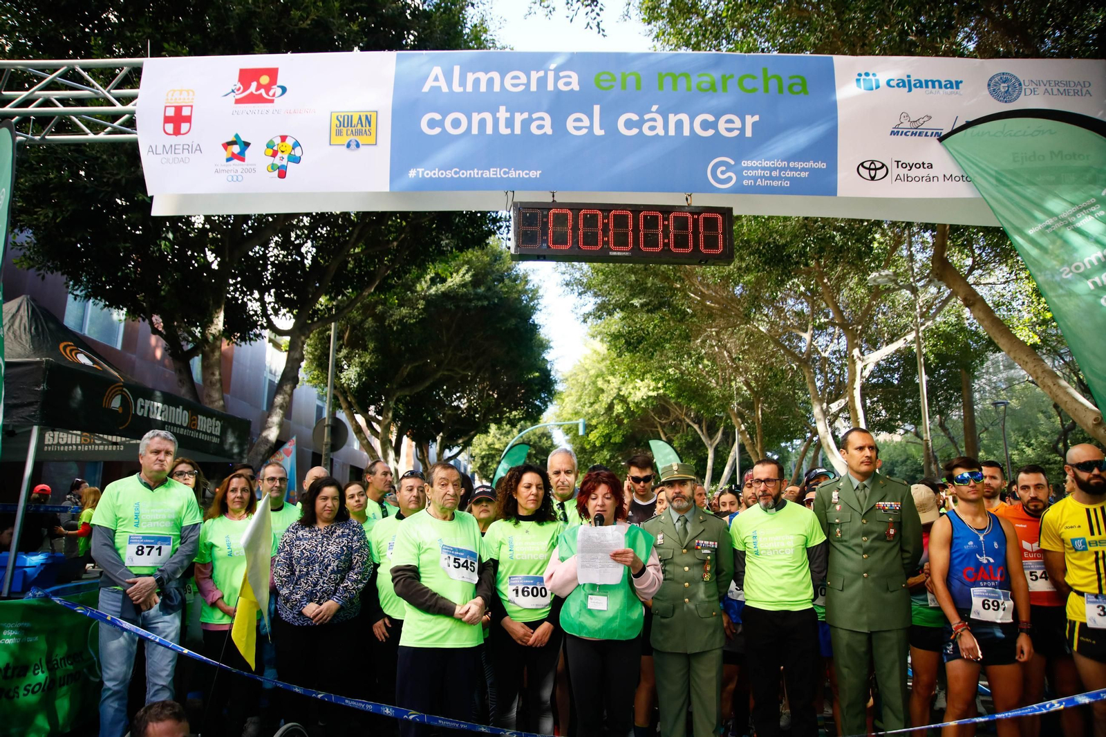Imágenes de la Carrera contra el Cáncer de Almería