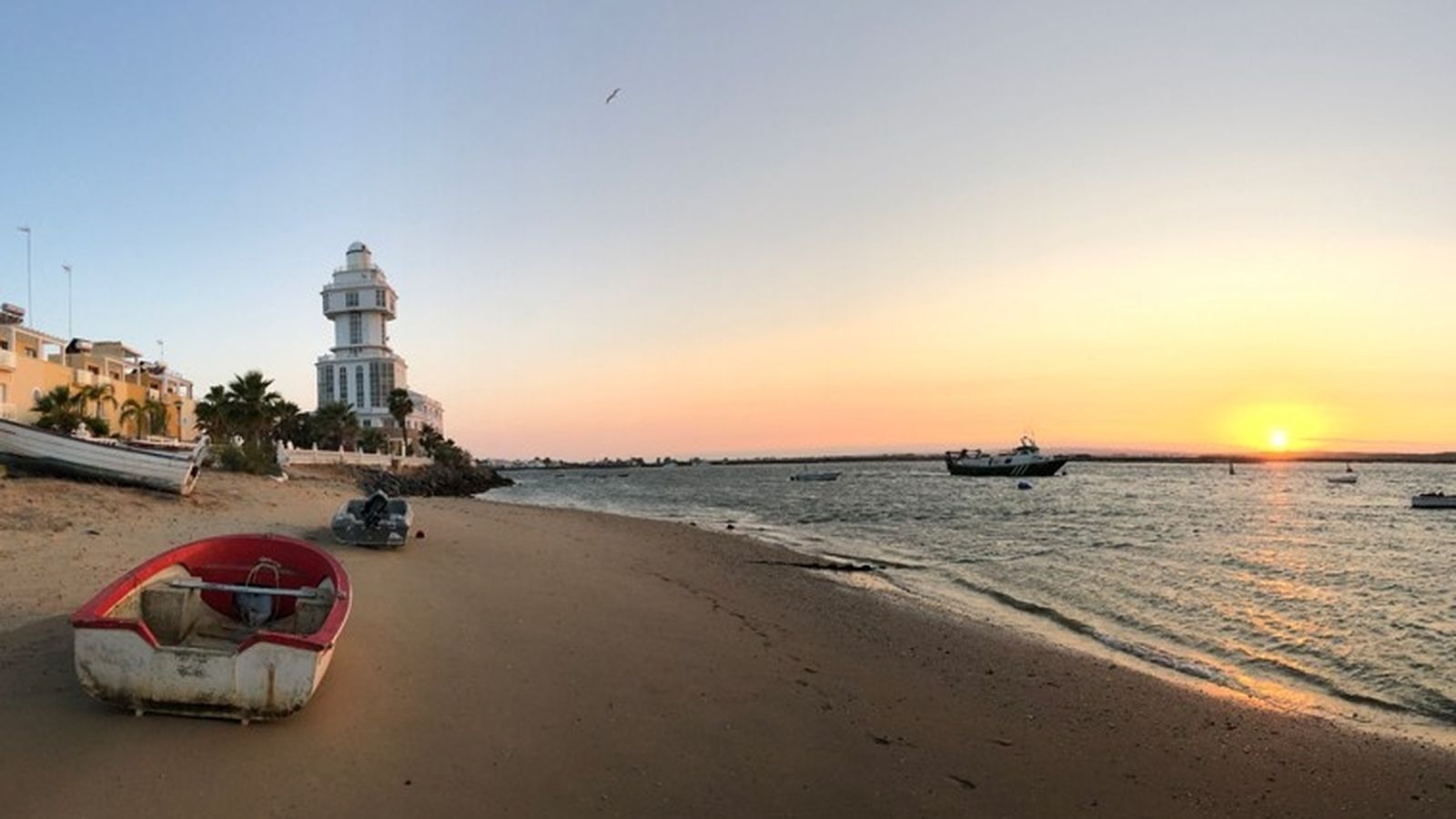 Faro de Isla Cristina