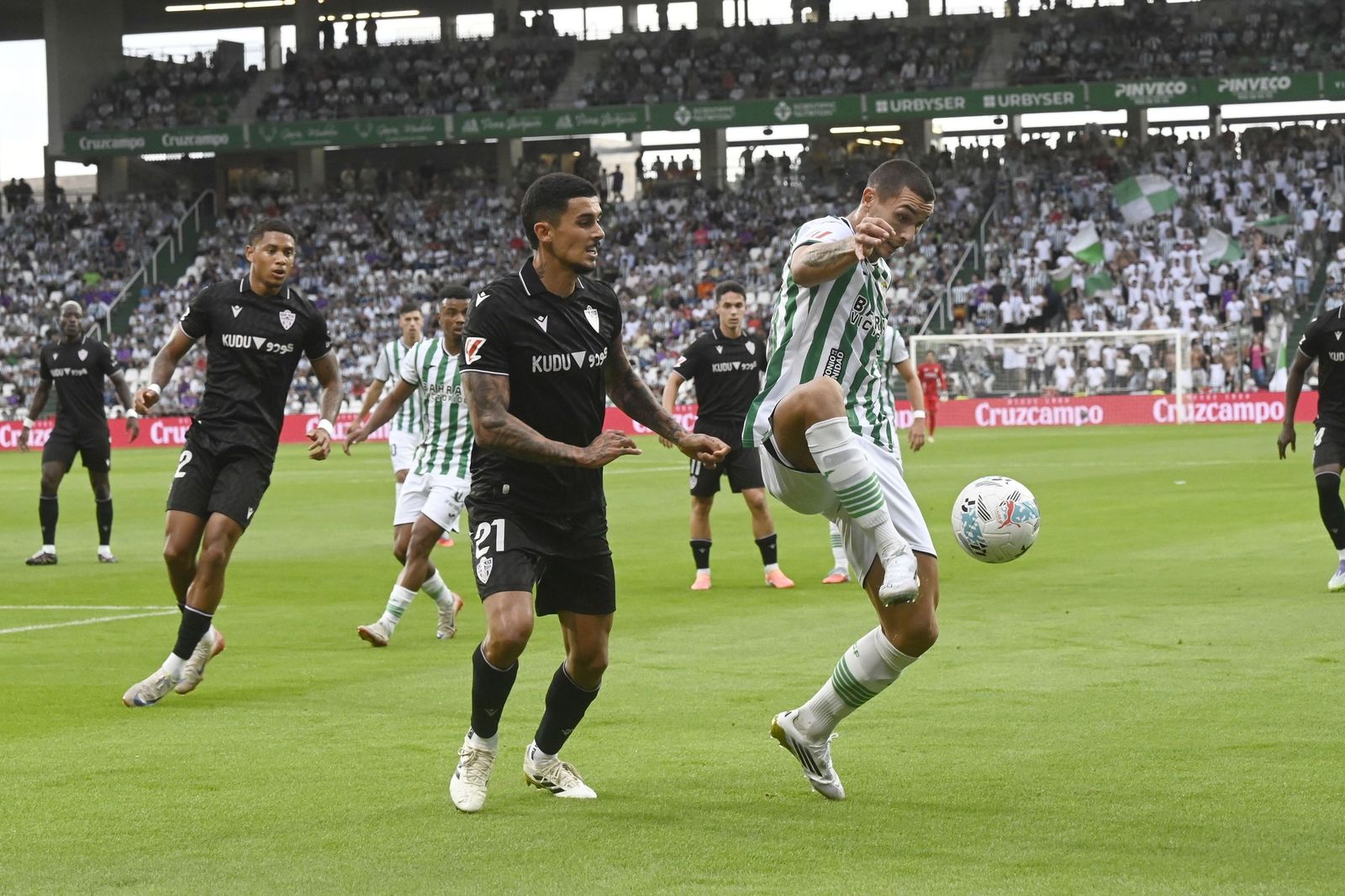 En el Nuevo Arcángel el resultado fue de 1-1, con tanto de Puigmal para los indálicos