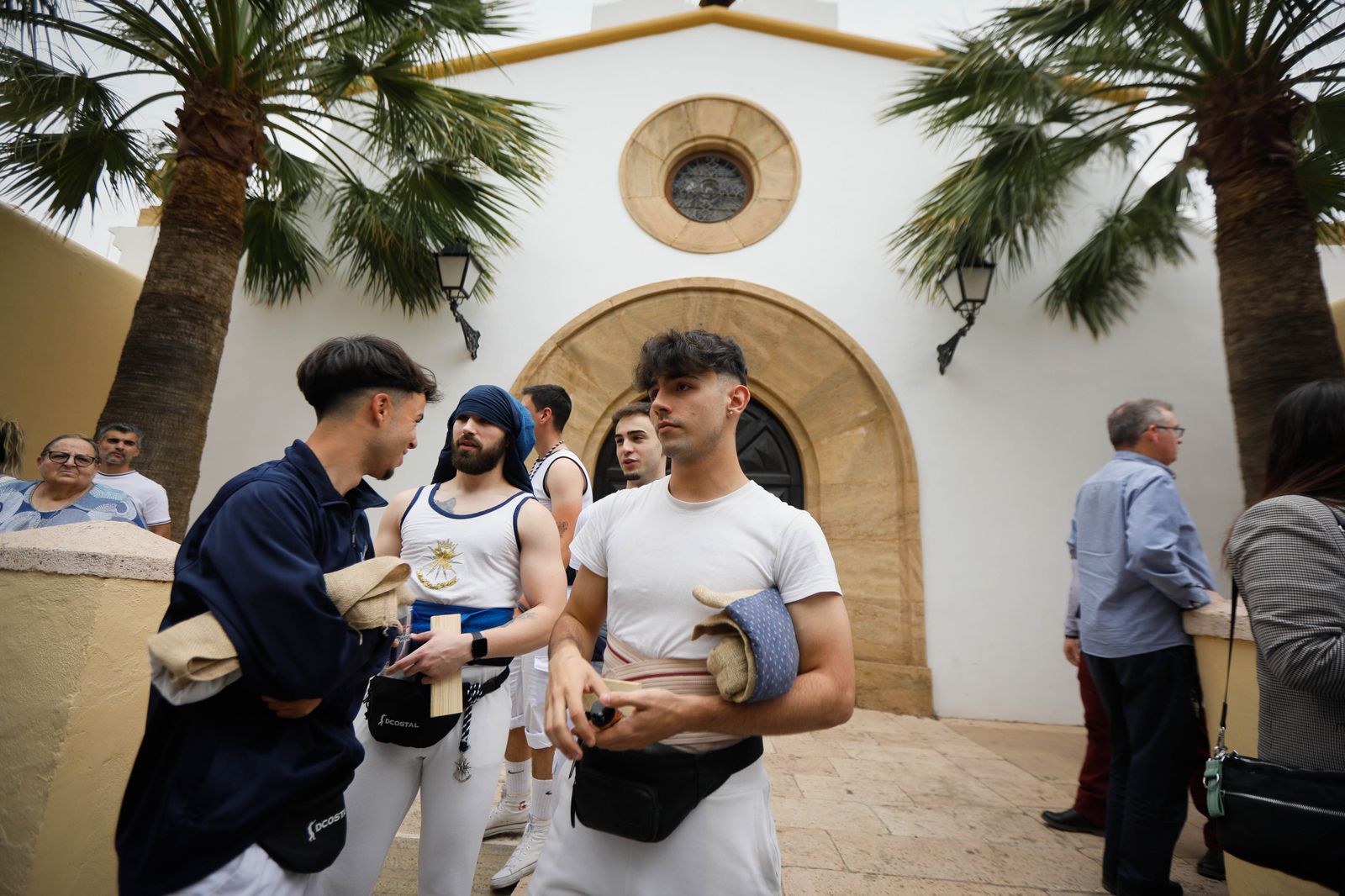 Mira como la cena sale a las calles de Almería tras las lluvias