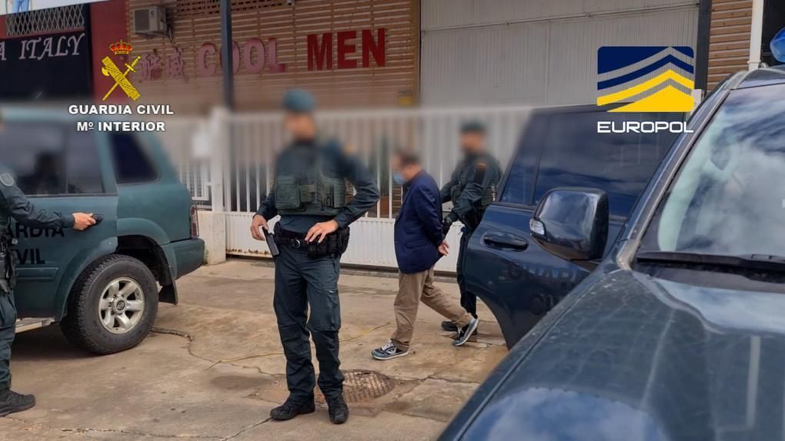 Imagen del operativo. Imagen del operativo.