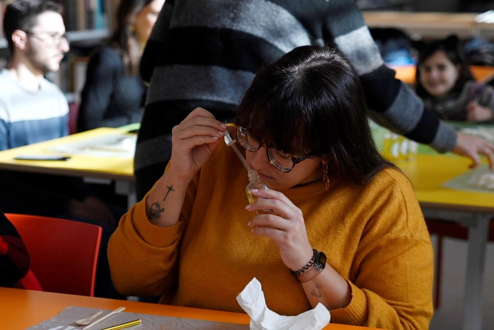 El taller 'Perfumes de la antigua Roma' del Museo Arqueológico de Córdoba, en imágenes