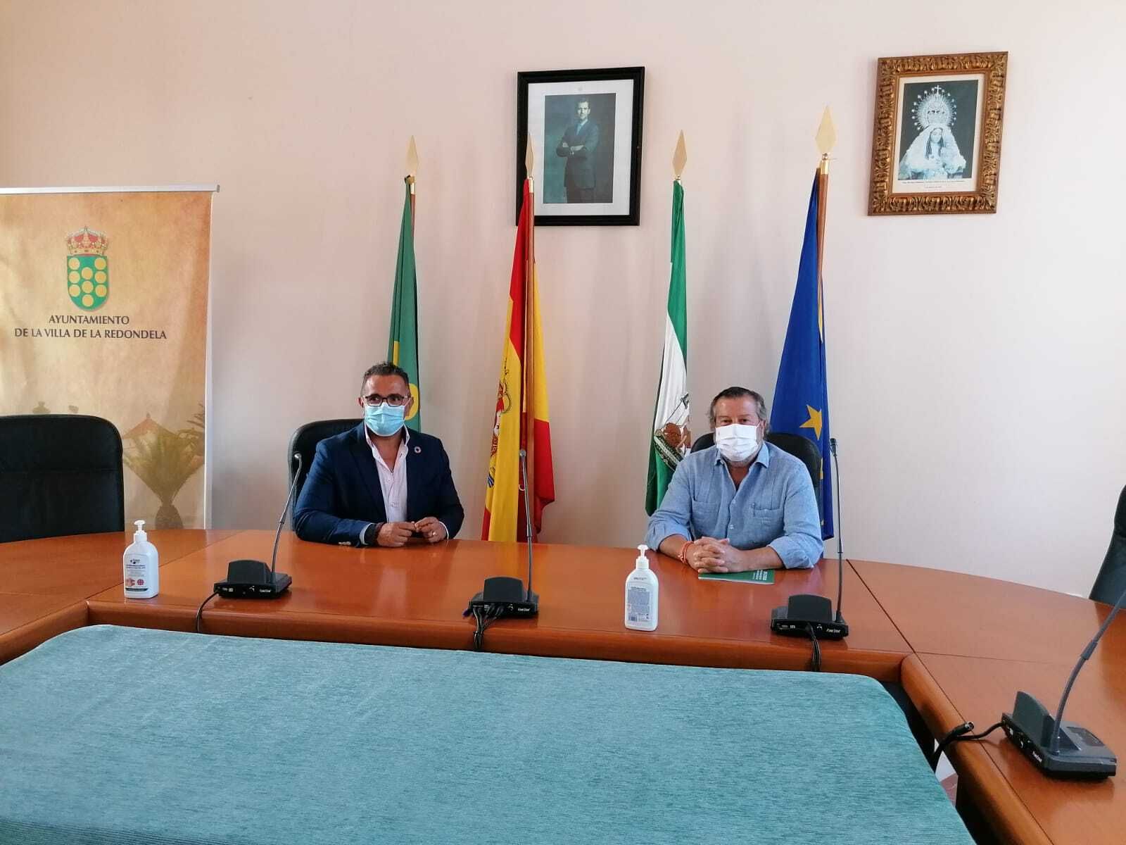 Reunión entre el delegado territorial, Alfredo Martín y el presidente de la Entidad Local Autónoma de La Redondela