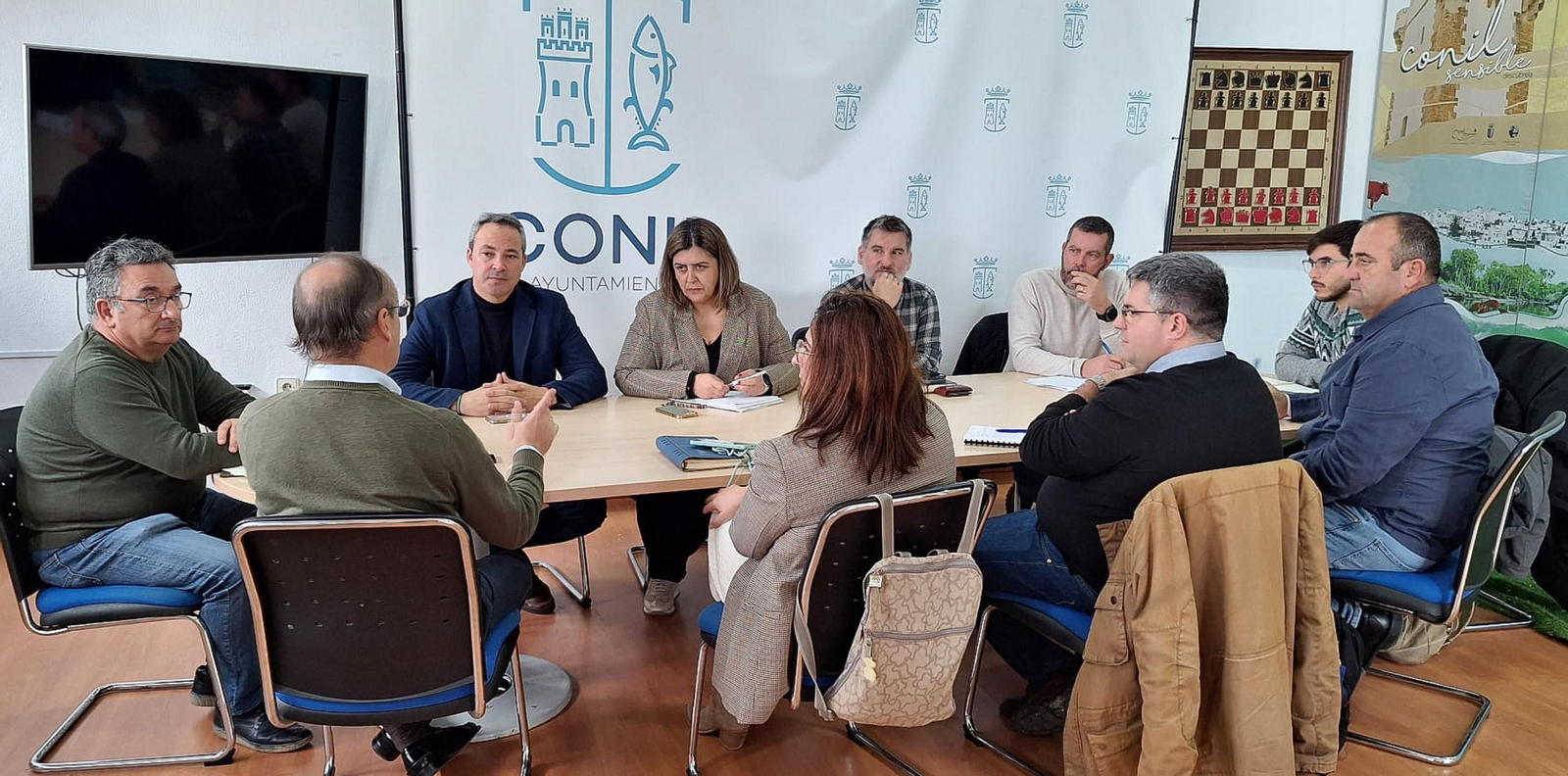 La Mesa del Agua está conformada por tres delegaciones municipales y sus respectivos técnicos.
