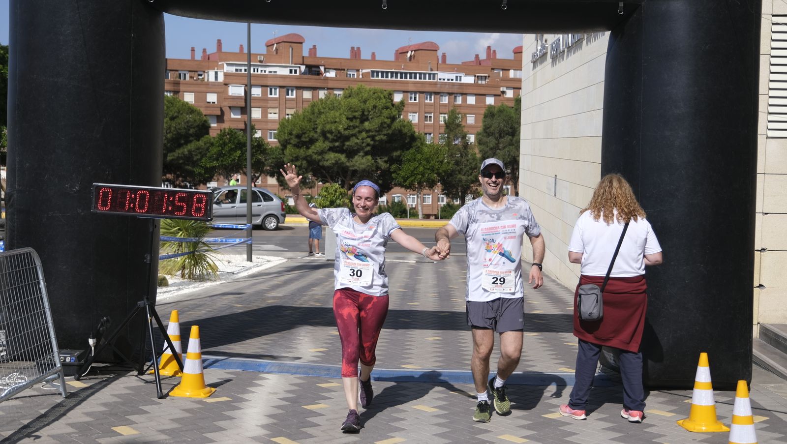 Imágenes de la II Carrera Sin Humo, en Almería