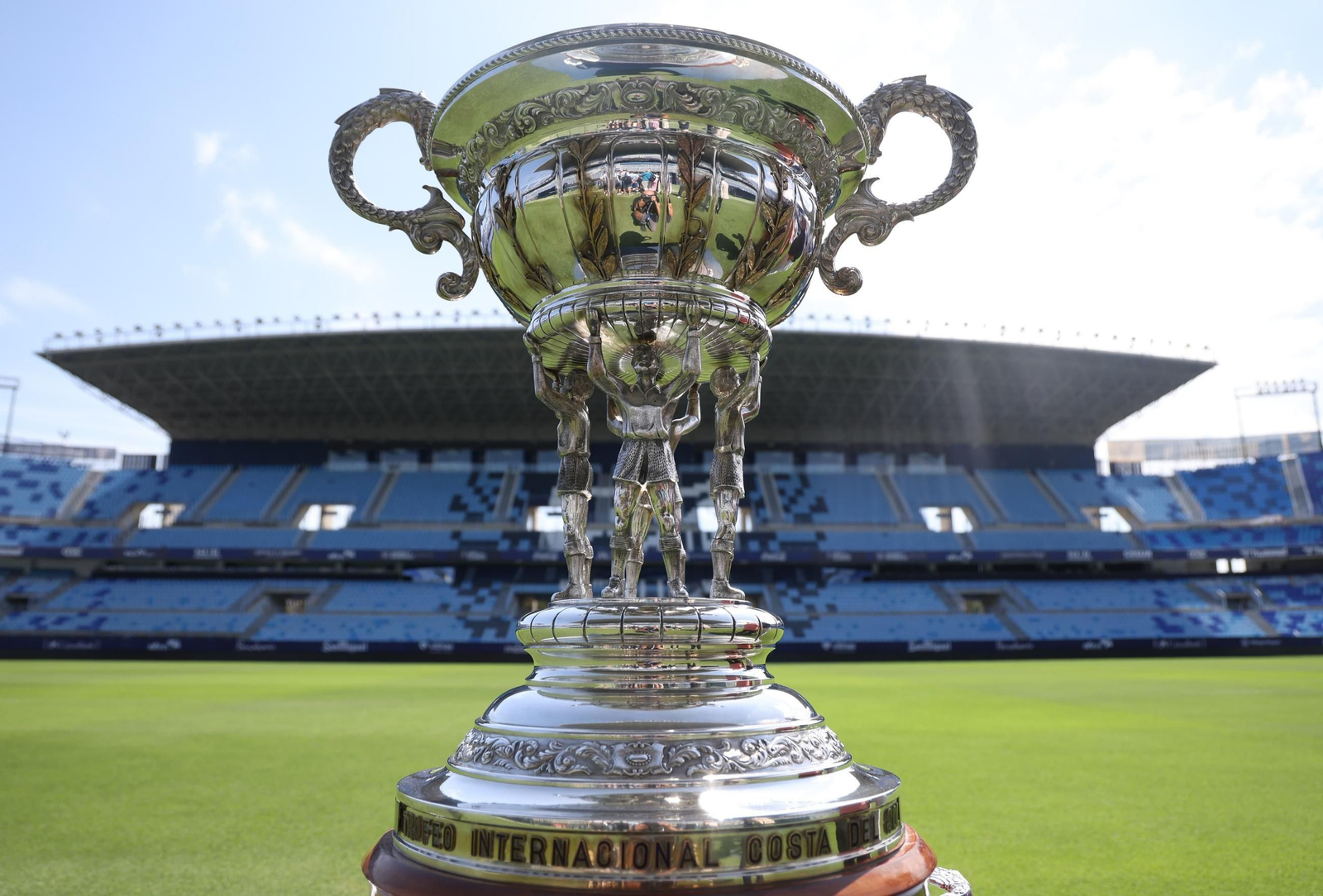 La presentación del Costa del Sol, en fotos